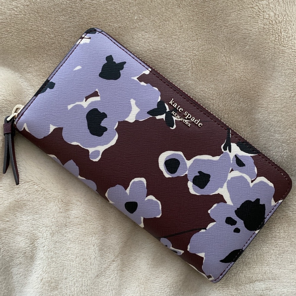 Kate Spade Zip Wallet